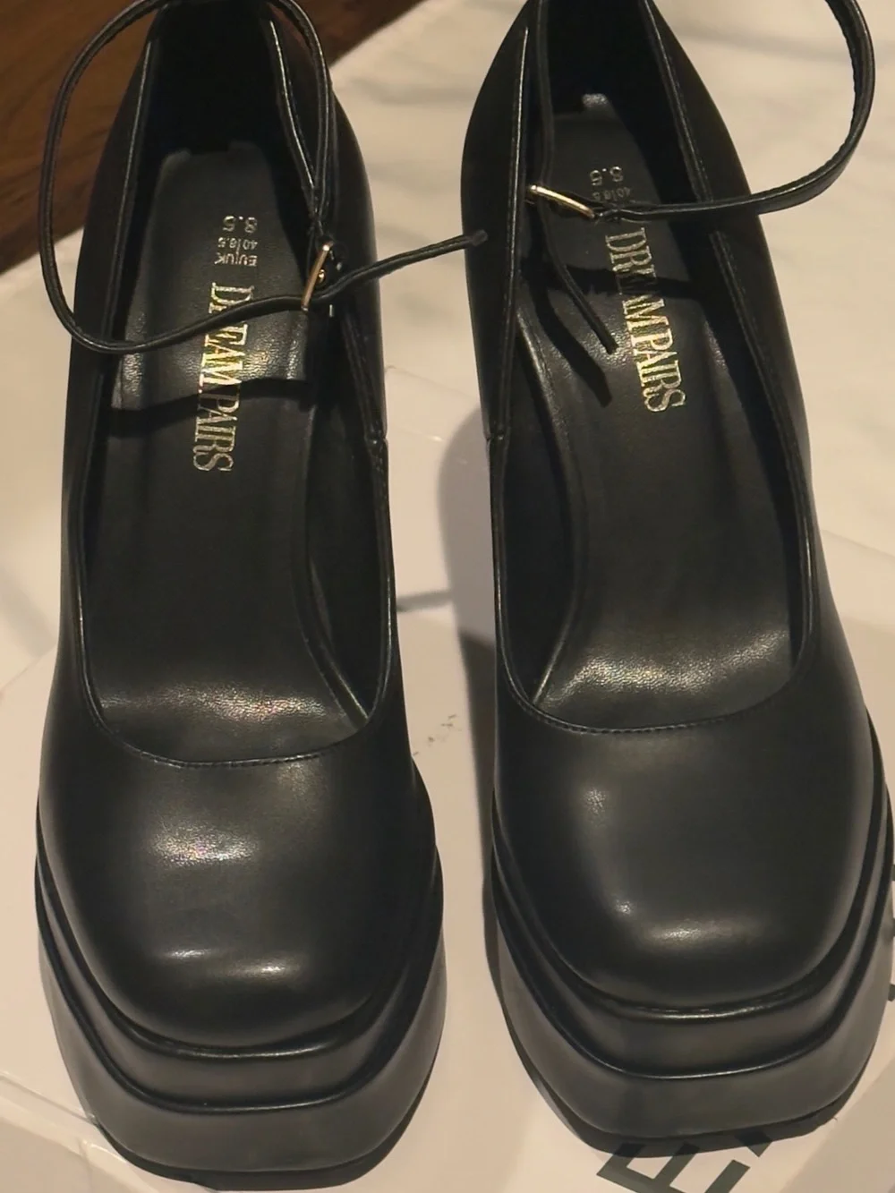 Dream Pairs sleek black